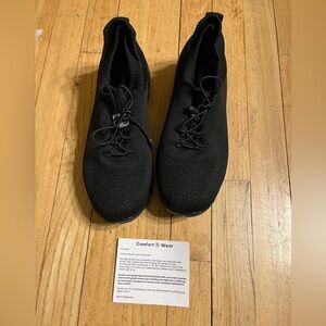 Brand new & never worn Comfort Wear sneakers size 8 black .Ortho Stretch Cushion
